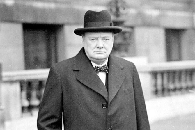 Britanija premijer kraljica Elizabeta Queen Elizabeth Vinston Čerčil Winston Churchill Britanija premijer kraljica Elizabeta Queen Elizabeth Vinston Čerčil Winston Churchill