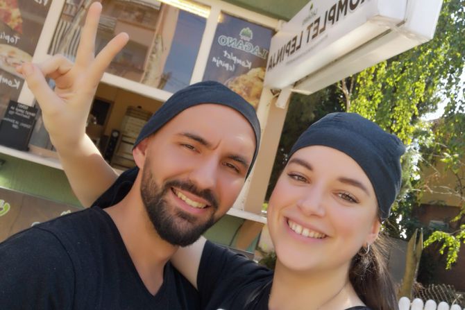 Brazilka Laja i njen dečko Andrija Brazilka Laja i njen dečko Andrija