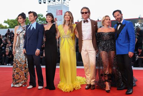 Venecijanski festival filma, Florence Pugh Italy Venice Film Festival 2022 Don't Worry Darling Red Carpet