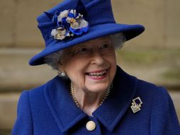 Kraljica Elizabeta II