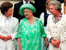 Kraljica Elizabeta II