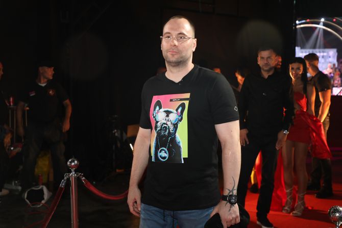 Zadruga 6, Ulazak Zoran Slavnić Zadruga 6, Ulazak Zoran Slavnić