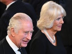 Kralj Čarls i Kamila, Charles, Camilla