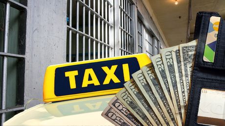 Taksi i novčanik sa parama, zatvor, Kraljevo