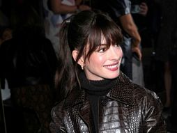 Anne Hathaway, En Hatavej