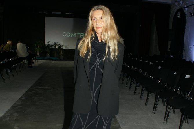 Modna revija Verice Verica Rakočević u bioskopu Balkan Modna revija Verice Verica Rakočević u bioskopu Balkan