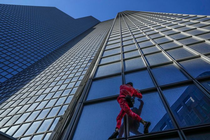 France Climate Spiderman