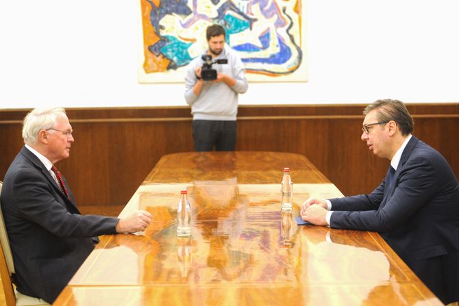 Aleksandar Vucic i Kristofer Hil