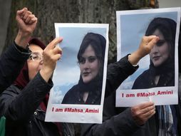Iran Teheran protest Mahsa Amini
