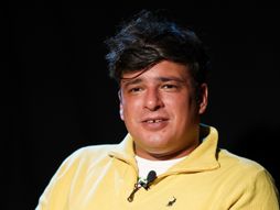 TANJUGREFLEKTOR KUZMANOVIC TRAGIKOMEDIJA