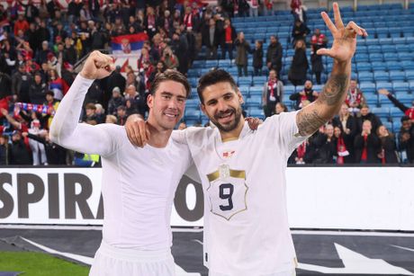 Aleksandar Mitrović, Dušan Vlahović Aleksandar Mitrović, Dušan Vlahović