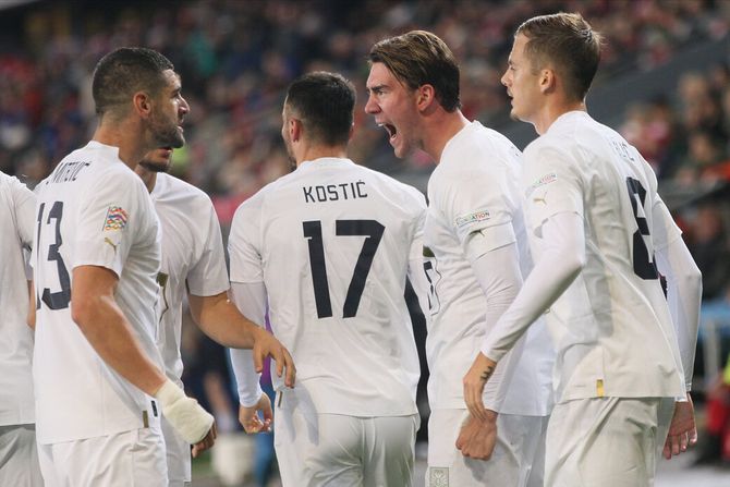 Dušan Vlahović, Aleksandar Mitrović, fudbalska reprezentacija Srbije, Srbija - Norveška Dušan Vlahović, Aleksandar Mitrović, fudbalska reprezentacija Srbije, Srbija - Norveška