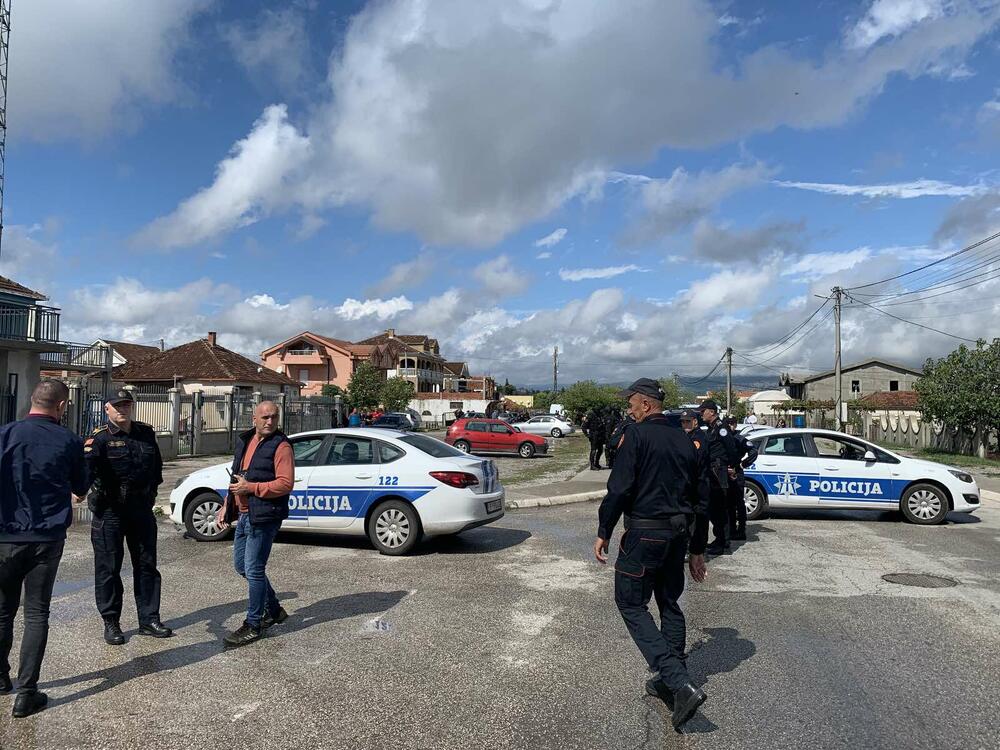 Pijani Beograđanin (24) bežao od policije u Budvi, pa izazvao saobraćajku: Dobio najstrožu moguću kaznu