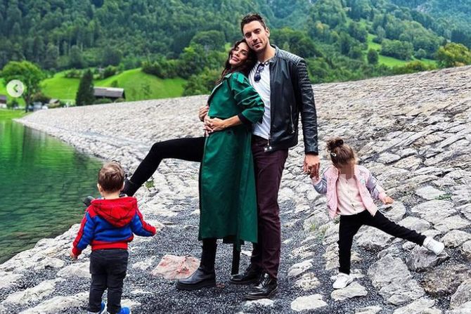 Vlada Vuksanović Vlada Vuksanović