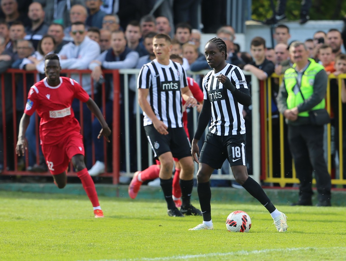 PENALI U SREMSKOJ MITROVICI Radnički šokirao Partizan u nadoknadi vremena!  (VIDEO) - MaxBet Sport