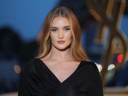 Moda revija Sen Loran Rozi Hantington Vajtli Rosie Huntington Whiteley