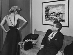 Merlin Monroi Džon F. Kenedi,  John F. Kennedy i  Marilyn Monroe