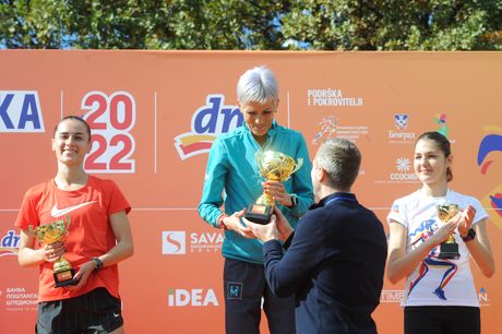 Olivera Jevtić pobednica je tradicionalne Ženske DM trke