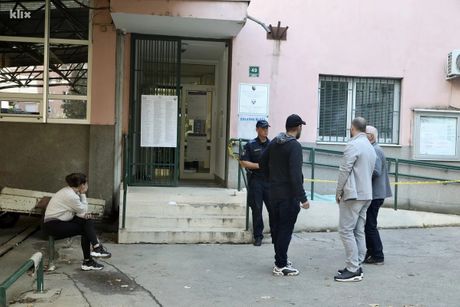 Žena preminula na biračkom mestu u Sarajevu