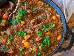 Sočivo sa junetinom