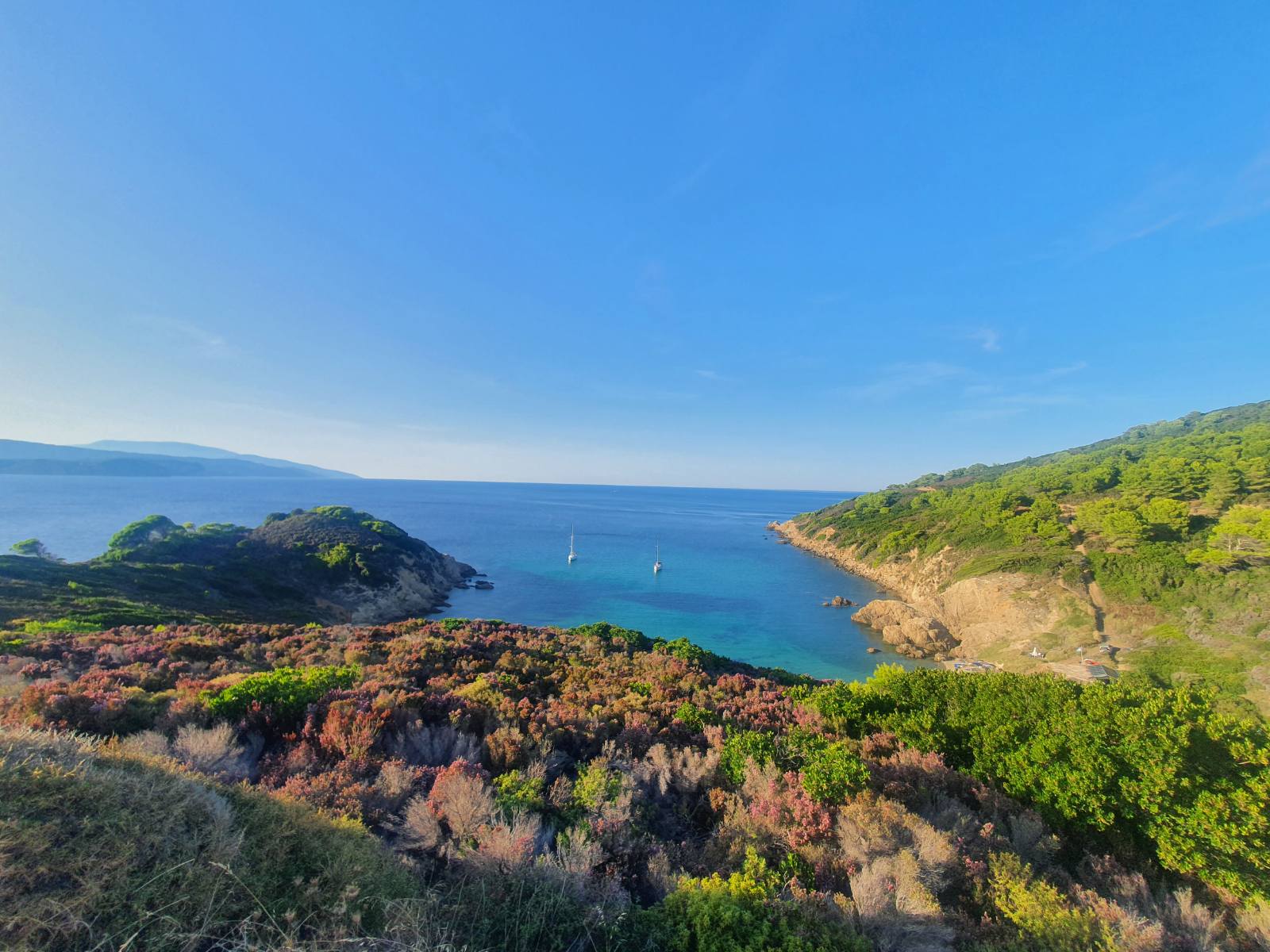 Grčko ostrvo koje Srbi često posećuju ovenčano prestižnim priznanjem: Jedno je od 12 najboljih u celoj Evropi