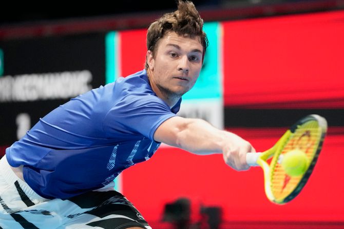 Miomir Kecmanović, Jošihito Nišioka Miomir Kecmanović, Jošihito Nišioka