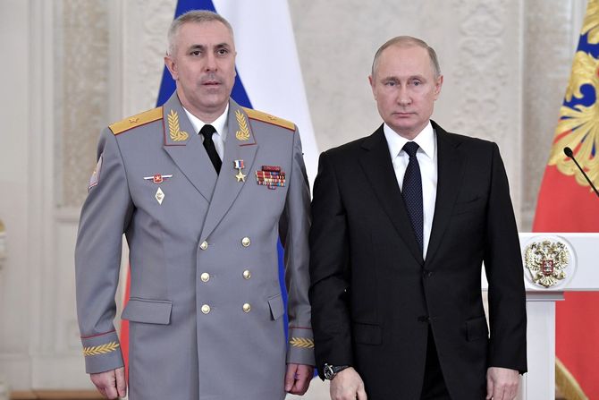 General Rustam Muradov  i Vladimir Putin