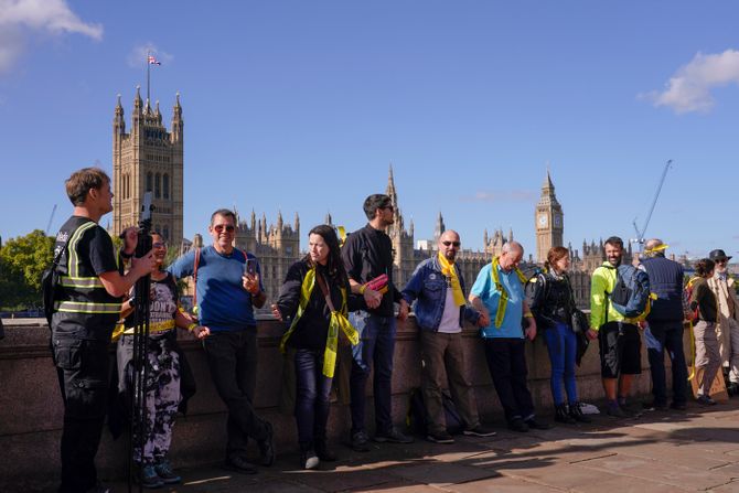 Džulijan Asanž, protest, London