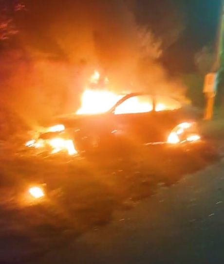 Zapaljen automobil BMW Vajska opština Bač