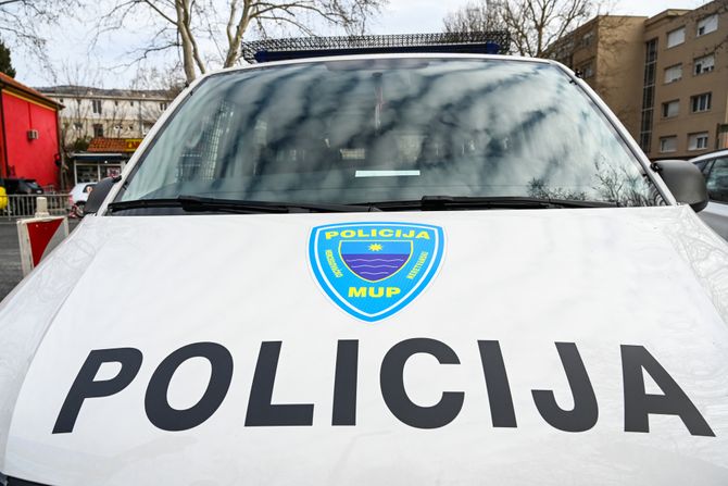 Bosna policija