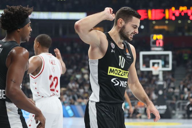 KK Partizan, Joanis Papapetru