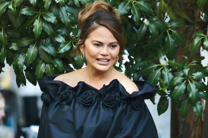 Krisi Tajgen Chrissy Teigen Krisi Tajgen Chrissy Teigen