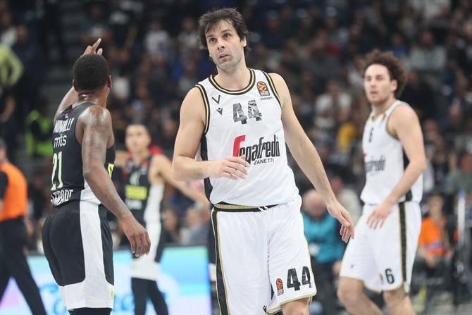 Miloš Teodosić Miloš Teodosić