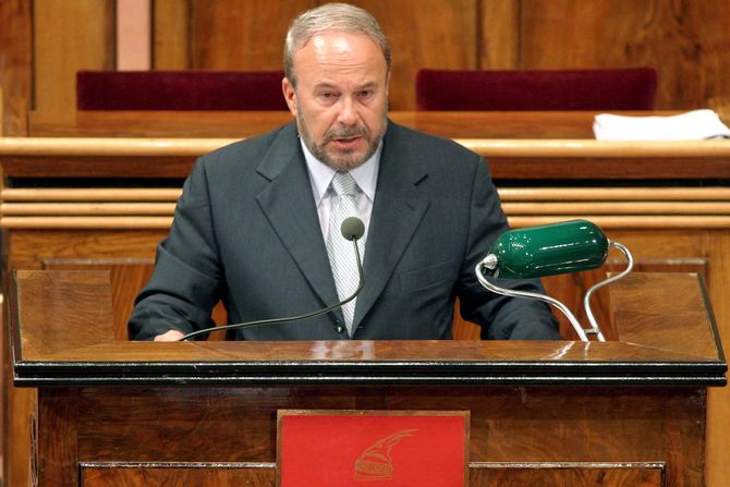 Politika 1 Albanija Fatos Nano Politika 1 Albanija Fatos Nano