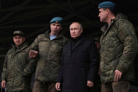 Vladimir Putin vojnici vojska