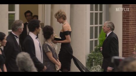 Dajanina osvetnička haljina prikazana u seriji serija The Crown