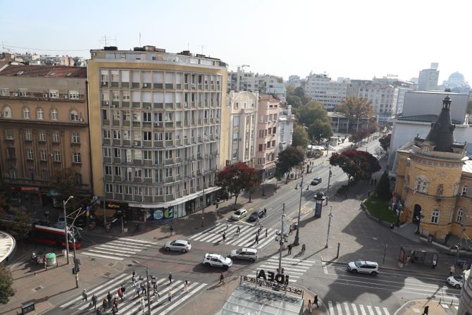 Raskrsnica, Centar grada, Beograđanka Raskrsnica, Centar grada, Beograđanka