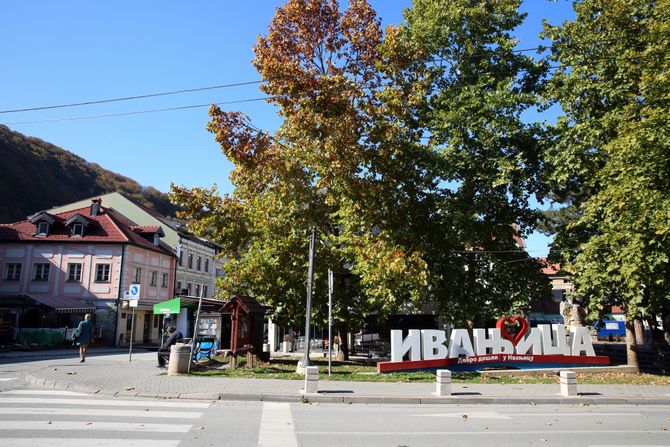 Ivanjica, centar panorama grada