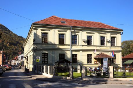 Ivanjica, centar panorama grada