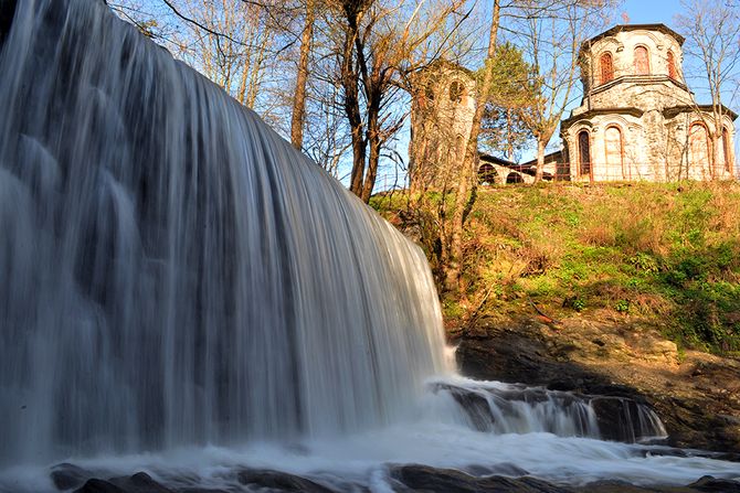 crkva Rođenja Svetog Jovana Krstitelja, Vučje crkva Rođenja Svetog Jovana Krstitelja, Vučje