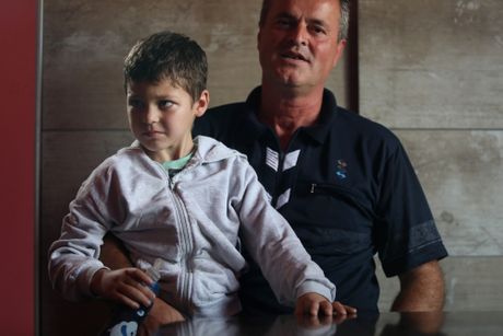 Ognjen Jerković, Porodica bez struje, Grocka