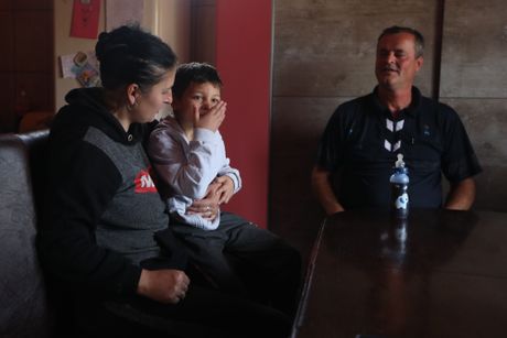 Ognjen Jerković, Porodica bez struje, Grocka