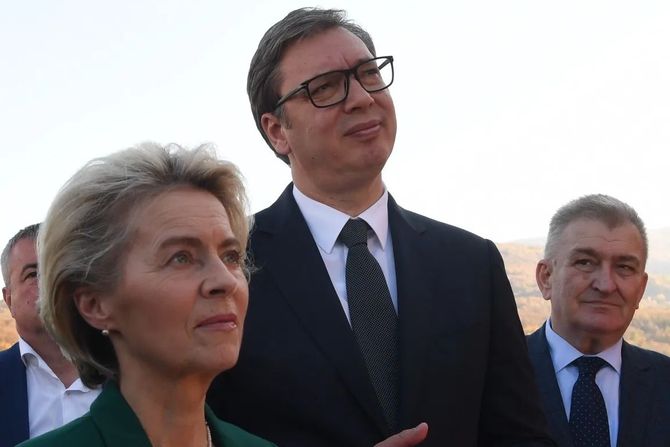 Aleksandar Vučić, Ursula Aleksandar Vučić, Ursula