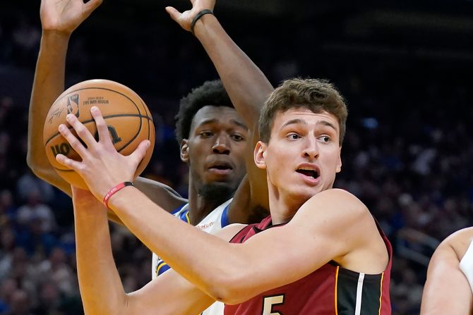 Nikola Jović Nikola Jović