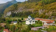 Vodopad Svetigora daje dodatnu lepotu ovom srpskom srednjovekovnom manastiru