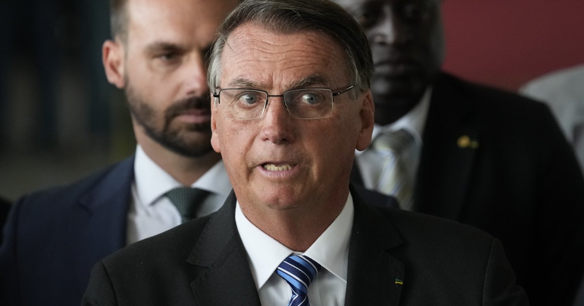 Da li će bivši predsednik Brazila moći da napusti zemlju? Žair Bolsonaro pozvan na Trampovu inauguraciju