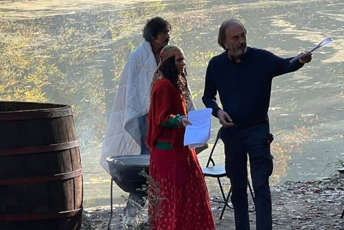 Film i serija "Kruna" Film i serija "Kruna"