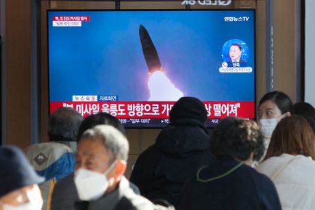 Severna Koreja Južna Koreja lansiranje raketa rakete