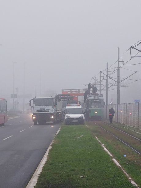 Tramvaji popravka  saobraćaj gužva Novi Beograd