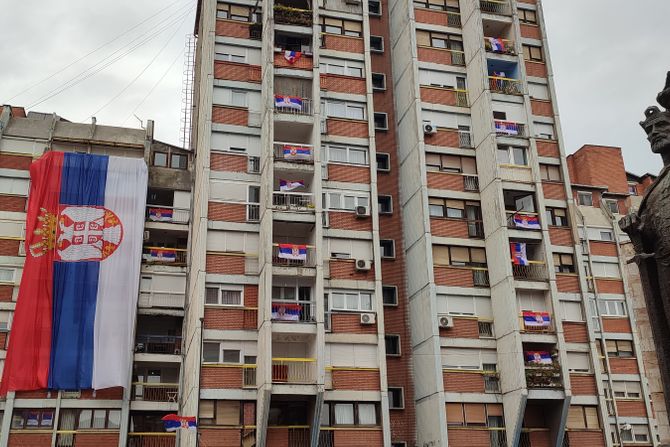 Kosovo Kosovska Mitrovica protesti